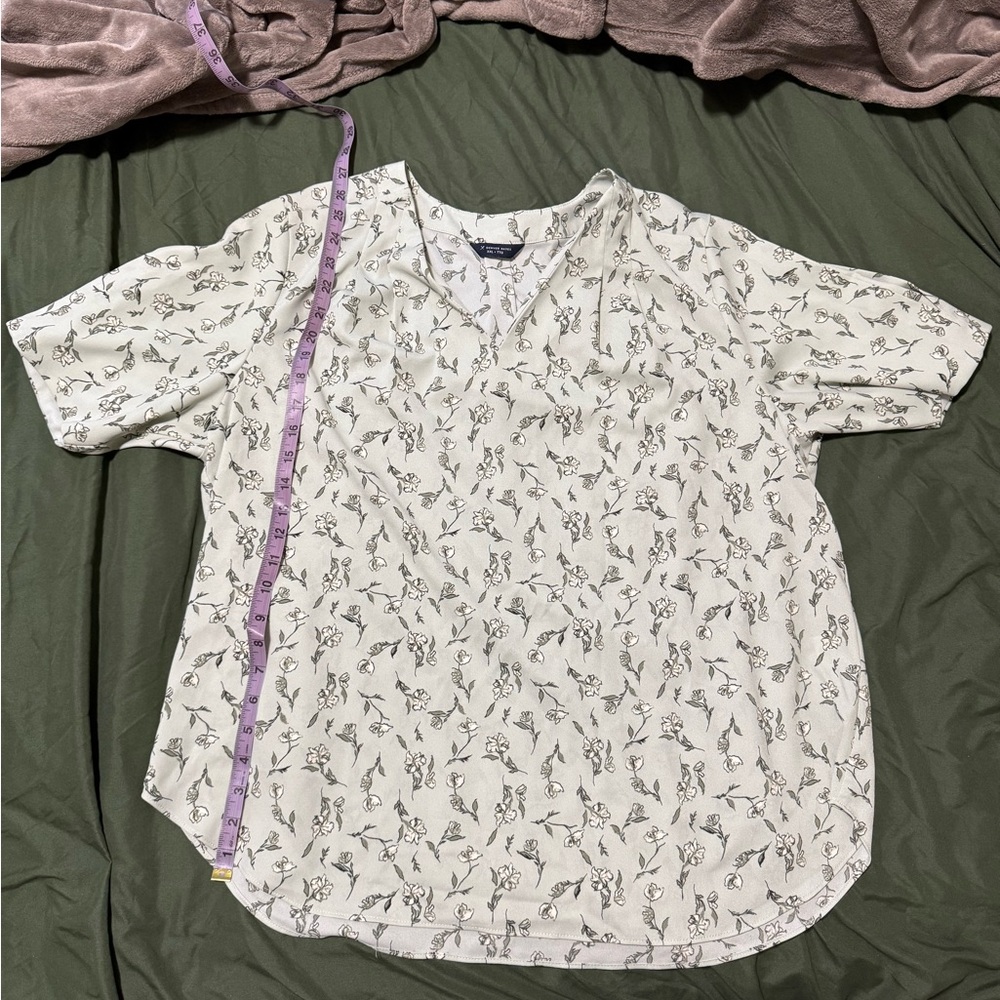 Denver Hayes Light Blue Floral Blouse